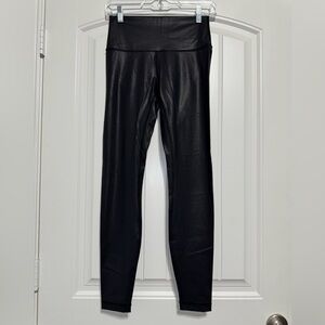 Lululemon Wunder Under High-Rise Tight 28" in Matte Black Foil